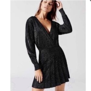 ✅ Cushnie Dress Blouson Sleeve Knit Pleated Mini in Metallic Black